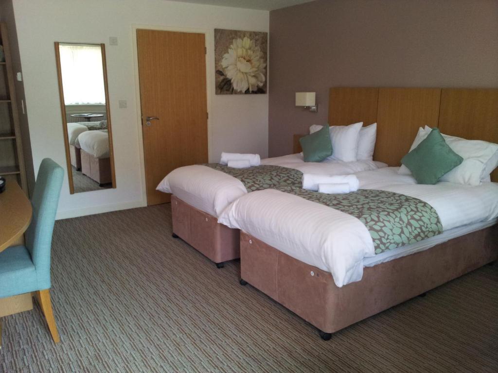 Deangate Motel Lydney Room photo