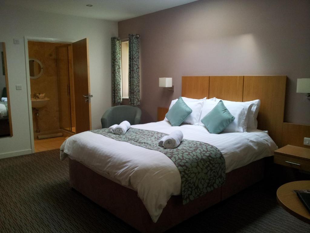 Deangate Motel Lydney Room photo