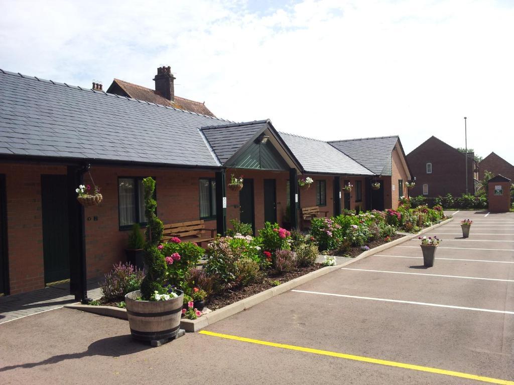 Deangate Motel Lydney Exterior photo