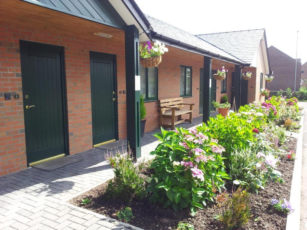 Deangate Motel Lydney Exterior photo
