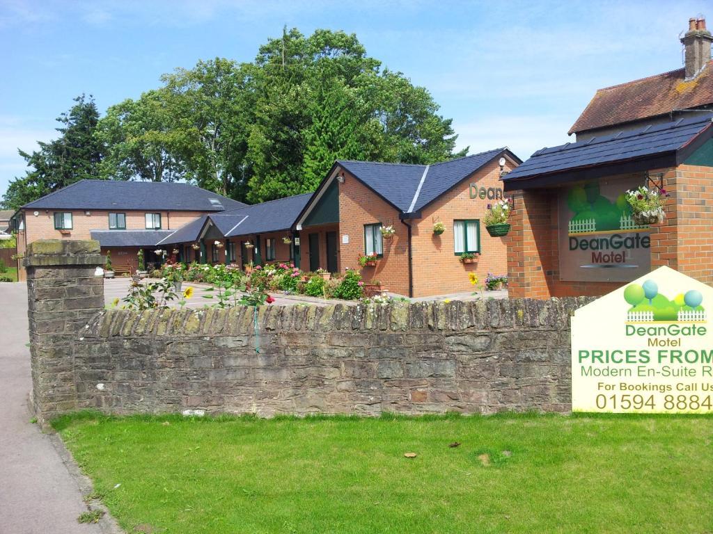 Deangate Motel Lydney Exterior photo