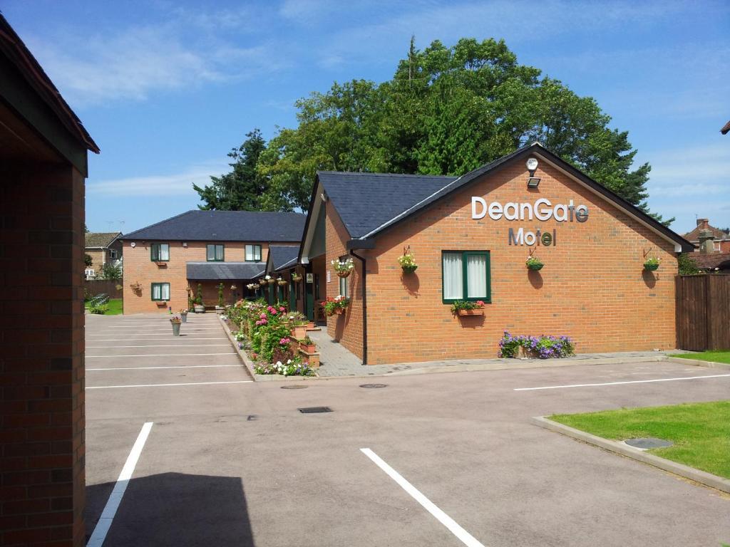 Deangate Motel Lydney Exterior photo