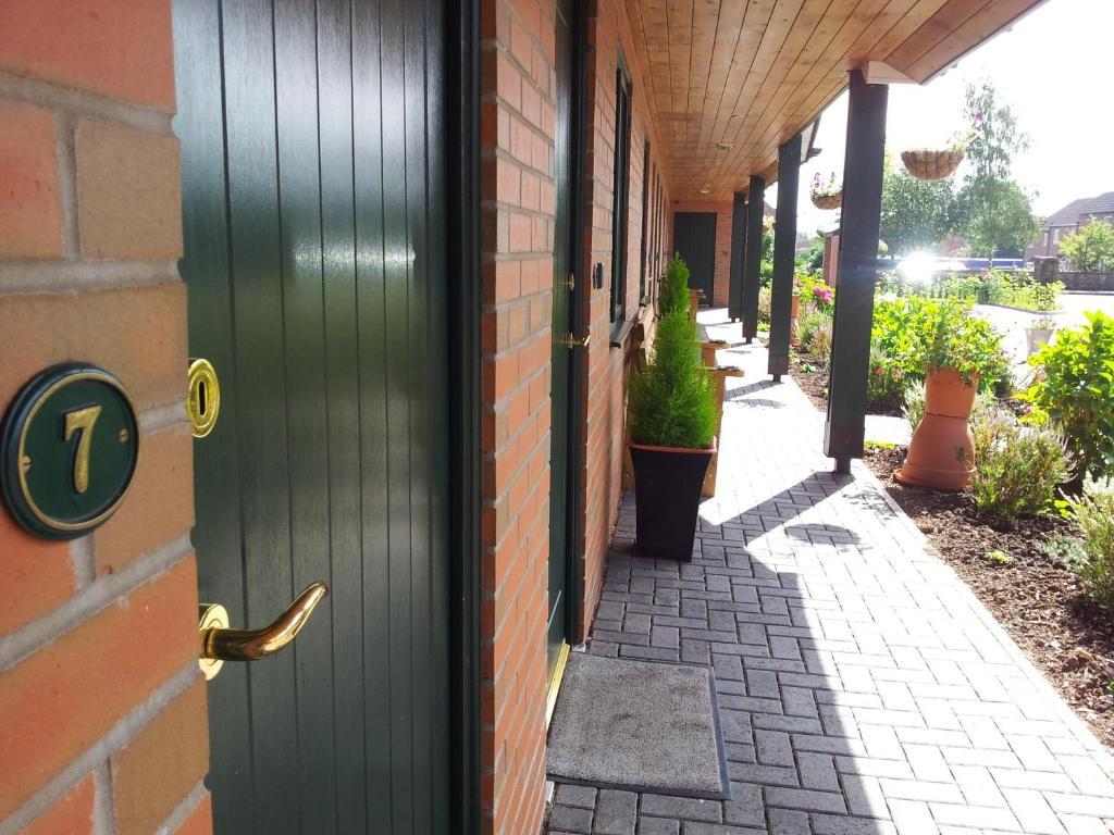 Deangate Motel Lydney Exterior photo